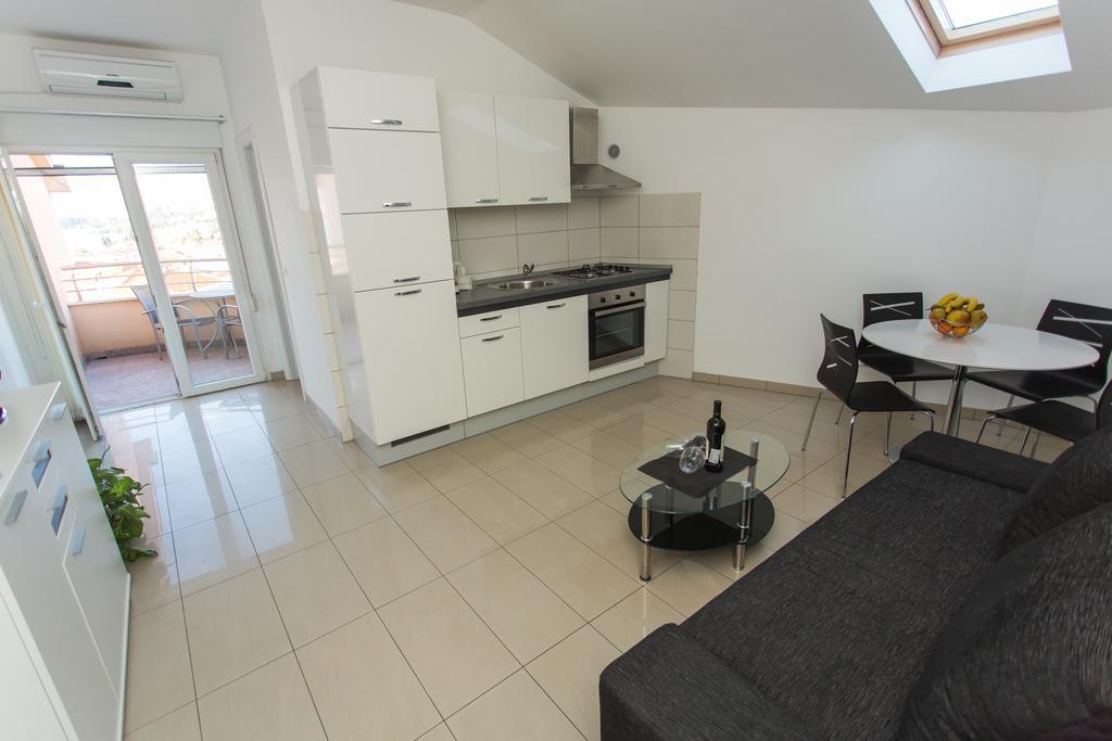 Apartments Little Paradise Trogir Pokoj fotografie